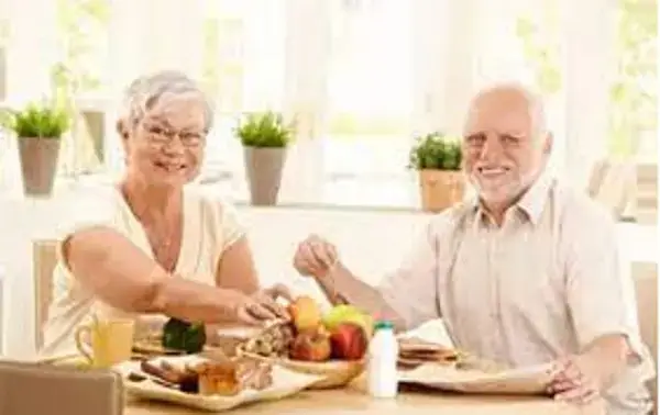 Cómo influye la alimentación en los procesos de envejecimiento