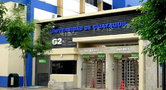 universidad guayaquil