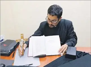 José Alberto, el exorcista oficial de Quito