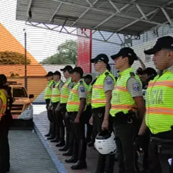 ¿Cuánto gana un Policía en Ecuador? Tabla de sueldos